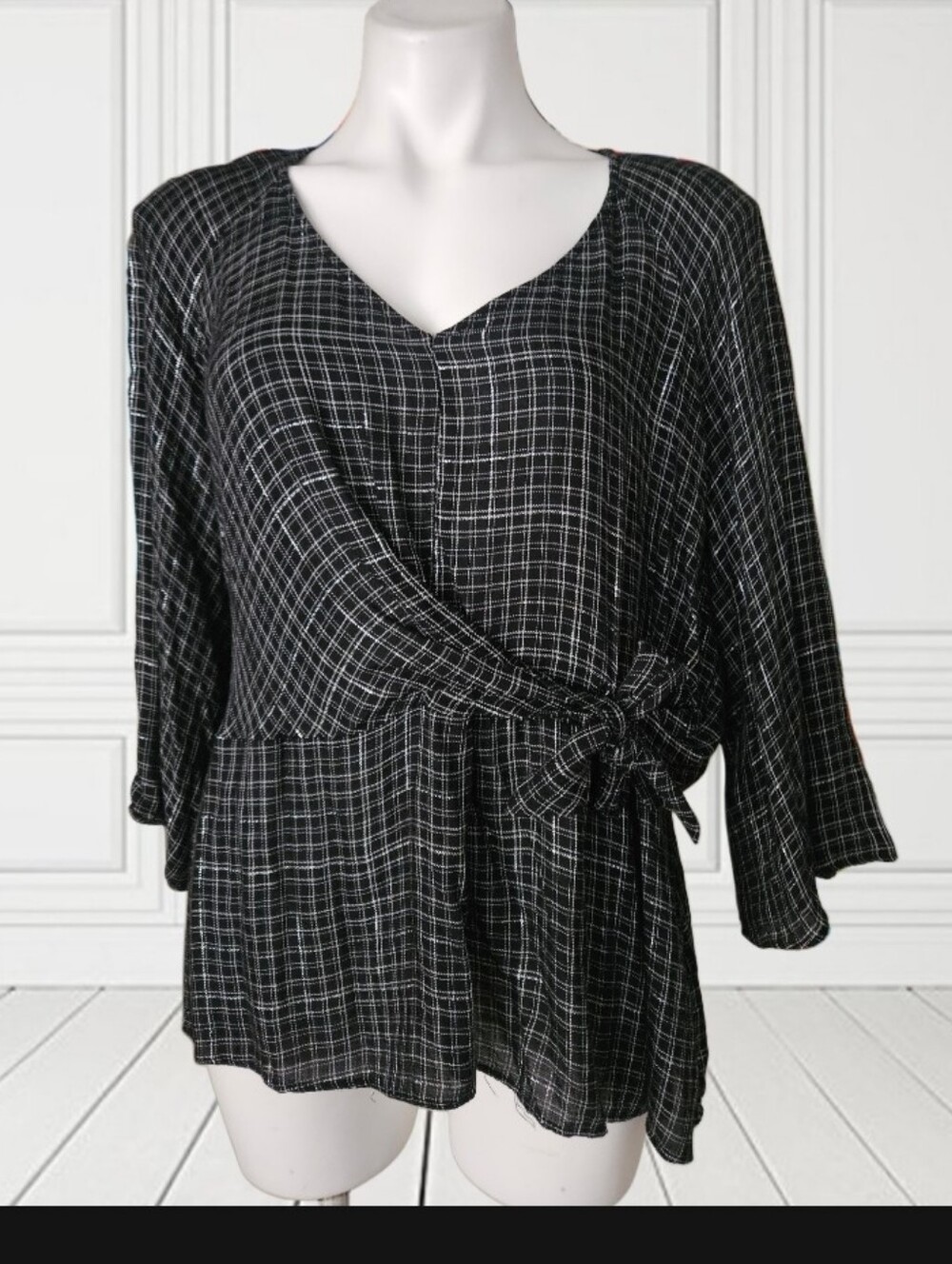 Jennifer Lopez Black Plaid Tie Front Blouse Size Large